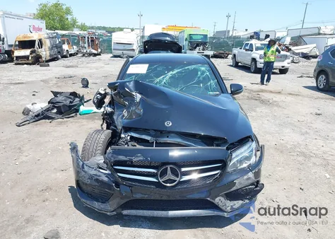 2017 Mercedes-Benz C 300 4Matic/Luxury 4Matic/Sport 4Matic из США, поврежденный, VIN 55SWF4KB5HU233415